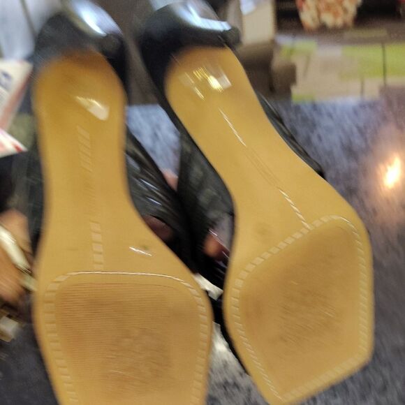 Vince Camuto Black Mules with Square Toe and Modern Design - Picture 6 of 6